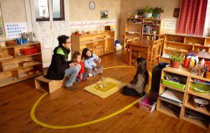 Juego del silencio montessori online